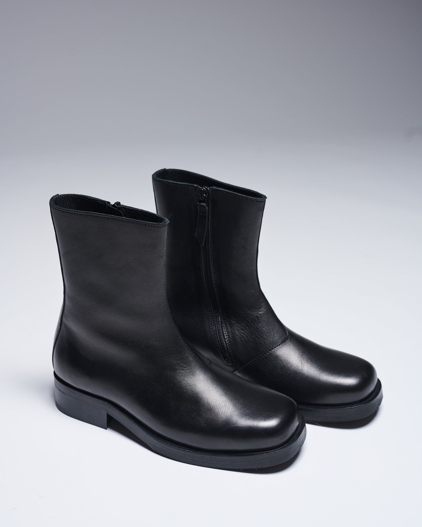 Camion Boot in Black