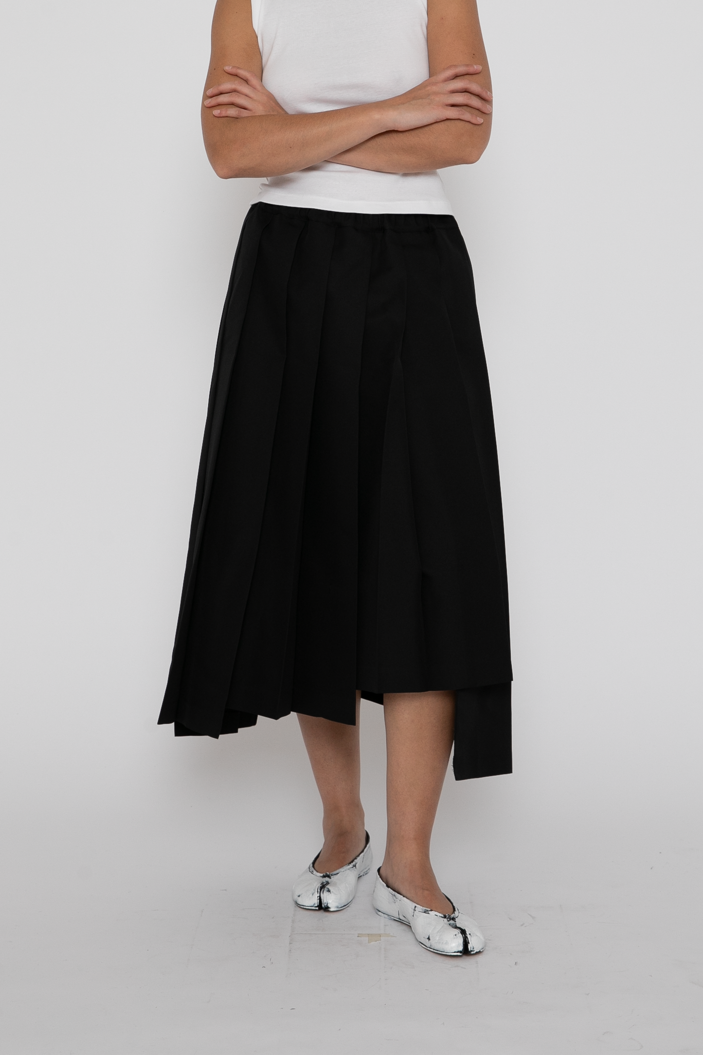 Asymmetrical Pleated Skirt in Black