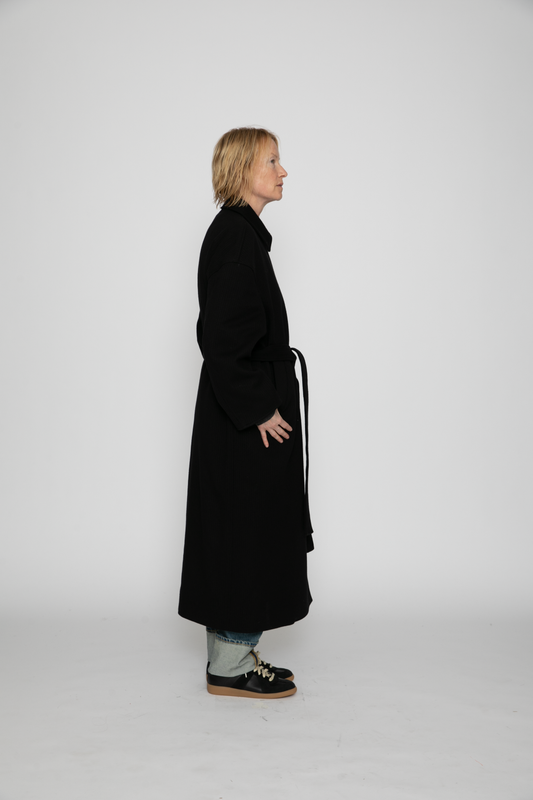 Court Coat in Black Bedford