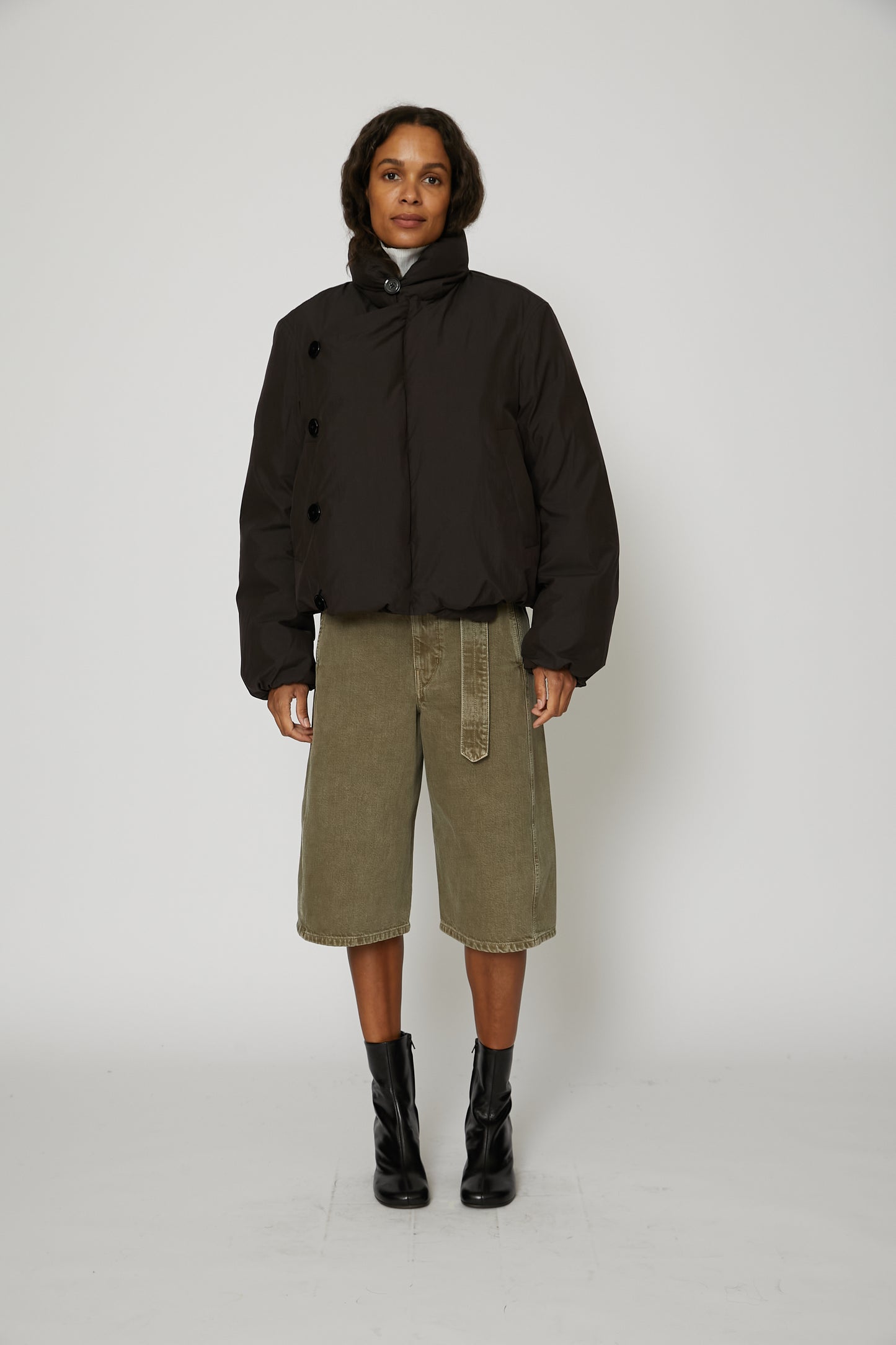 Short Puffer Blouson in Espresso