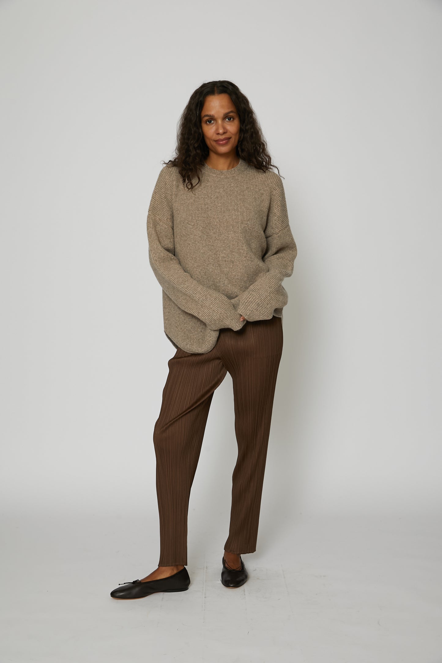 New Colorful Basics Pants in Brown