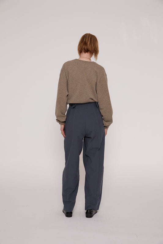 The Tailor Trouser in Canvas Smog